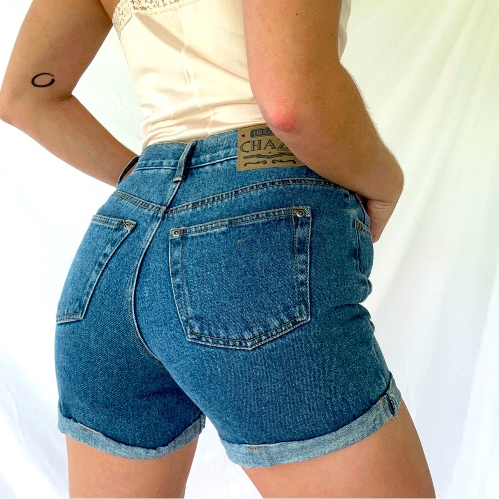 90s high waisted shorts by Chazzz